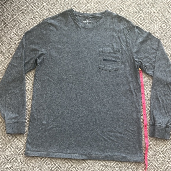 Men’s Vineyard Vines Long Sleeve Fishing Rod Pocket T-Shirt - Picture 3 of 7